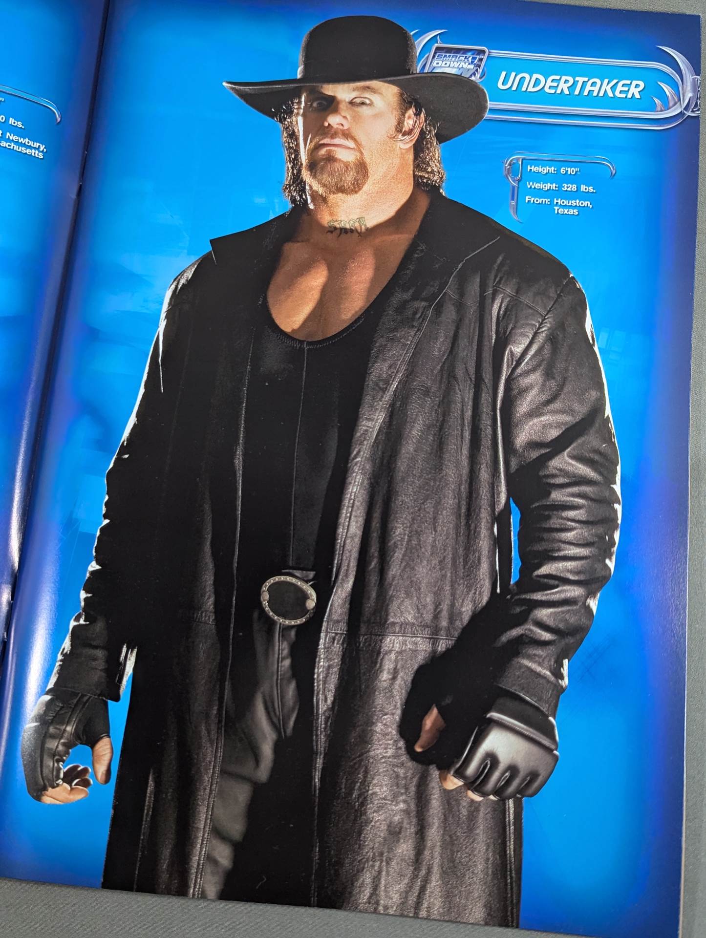 WWE SUPERSHOW OFFICIAL SOUVENIR PROGRAM 2005
