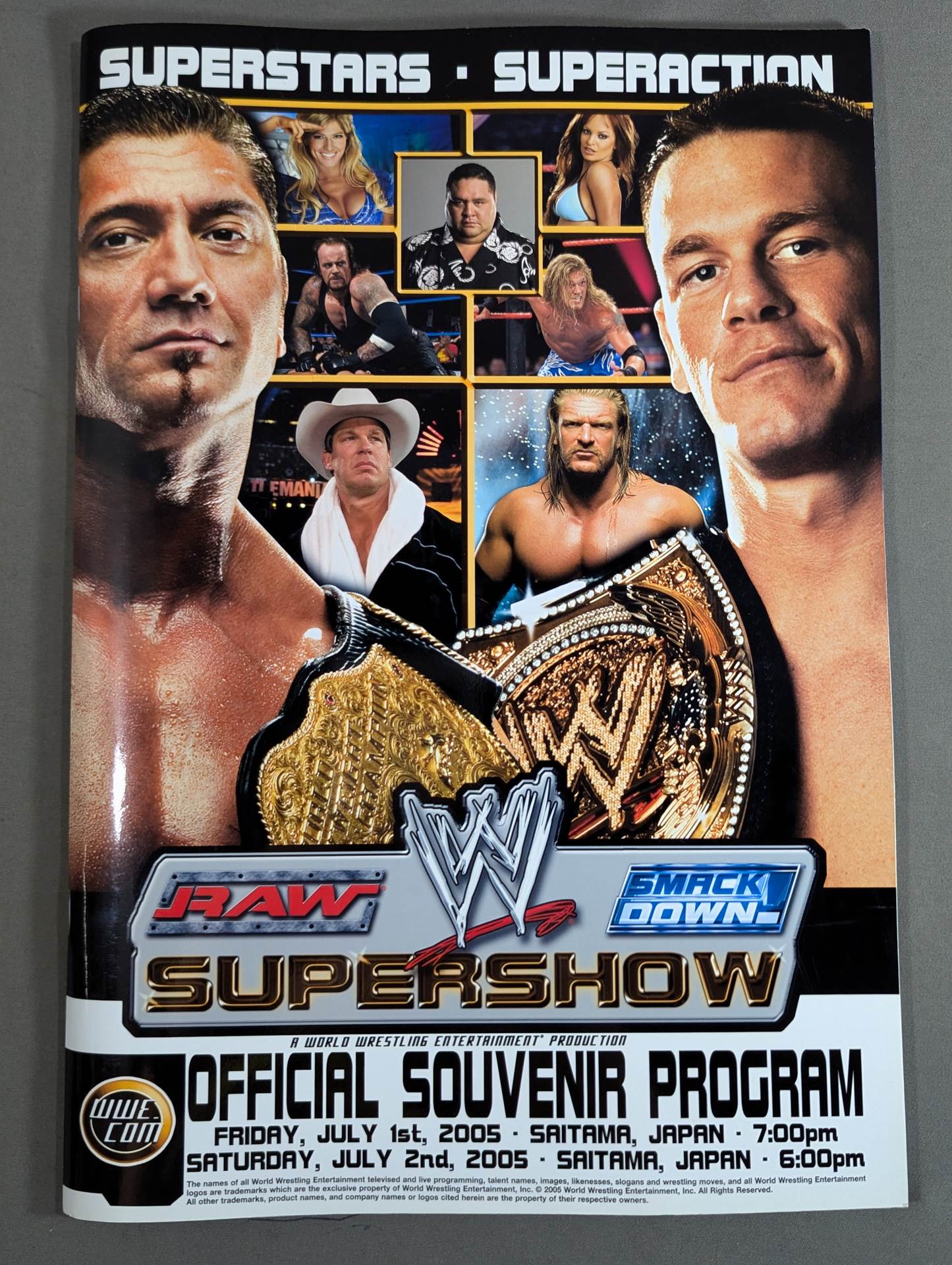 WWE SUPERSHOW OFFICIAL SOUVENIR PROGRAM 2005