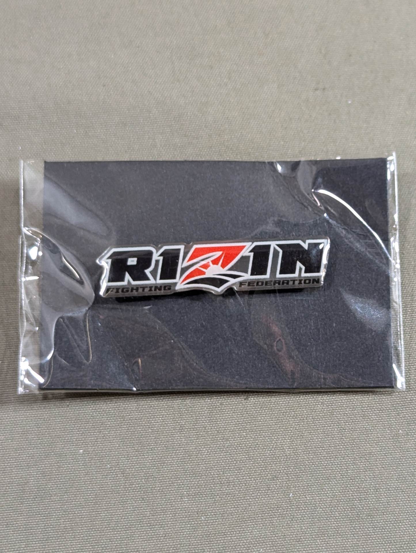 RIZIN ピンバッジ