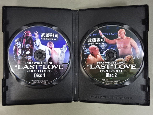 武藤敬司 PRO-WRESTLING “LAST” LOVE -HOLD OUT-