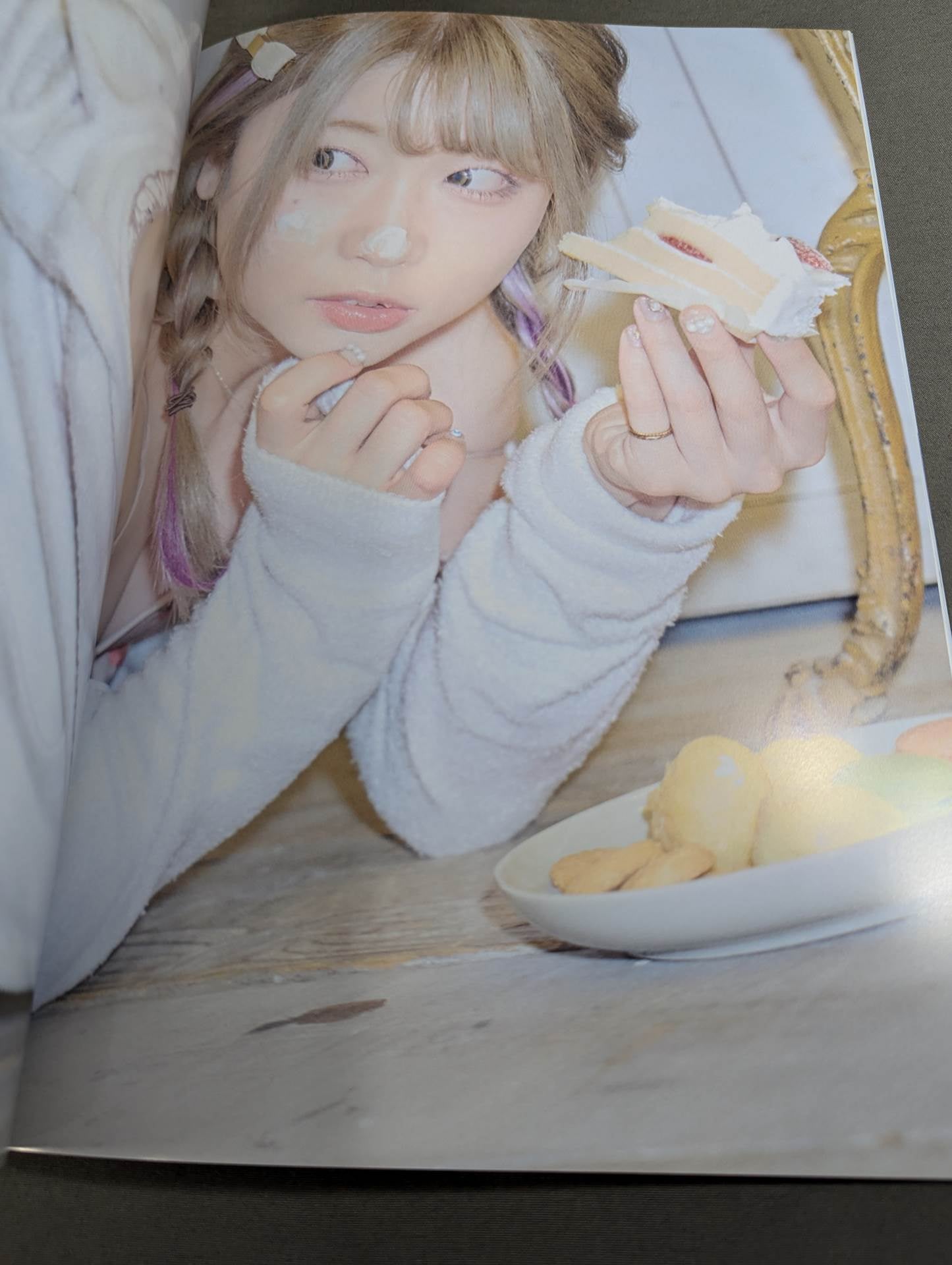 【hand signed autograph】 Tam Nakano photo gallery Twilight (Premium ver.)