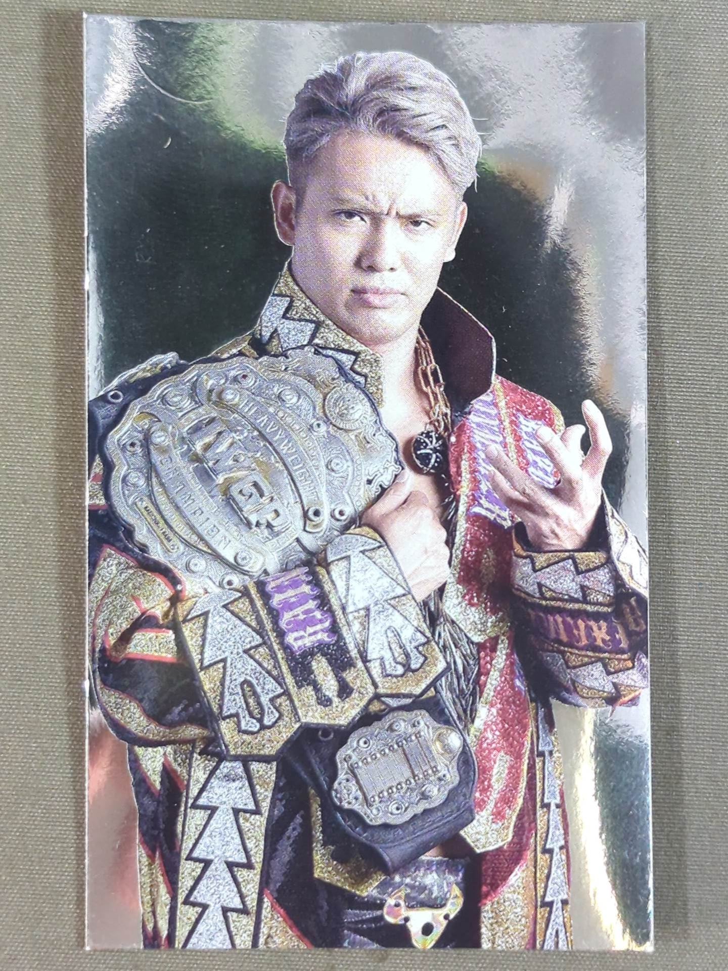 Kazuchika Okada business card type card (not sold in stores ) )