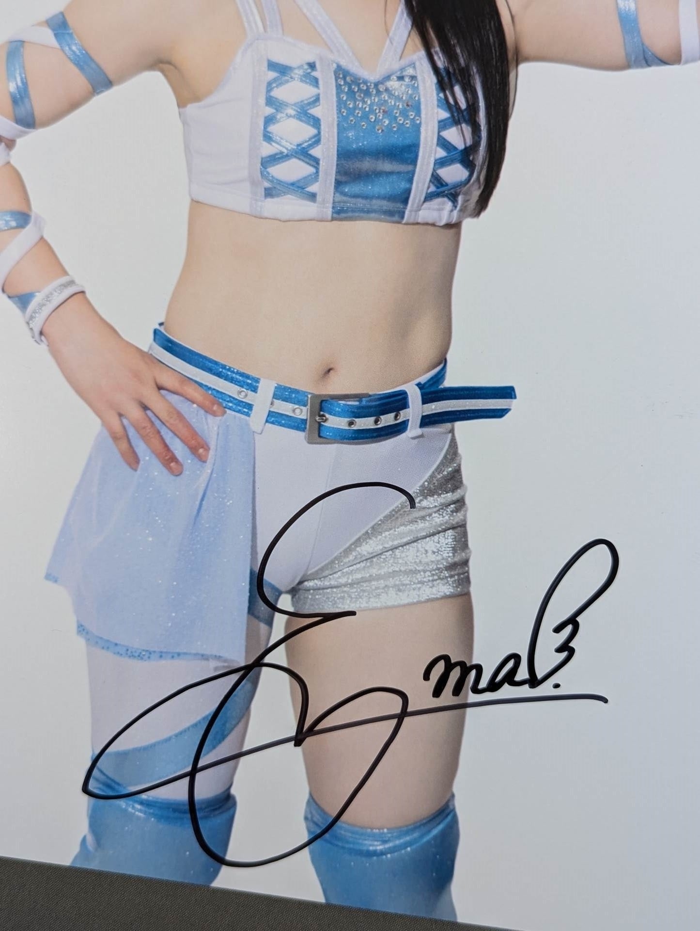 儛島エマ 直筆サイン入り スターダムポートレート(A-1)
