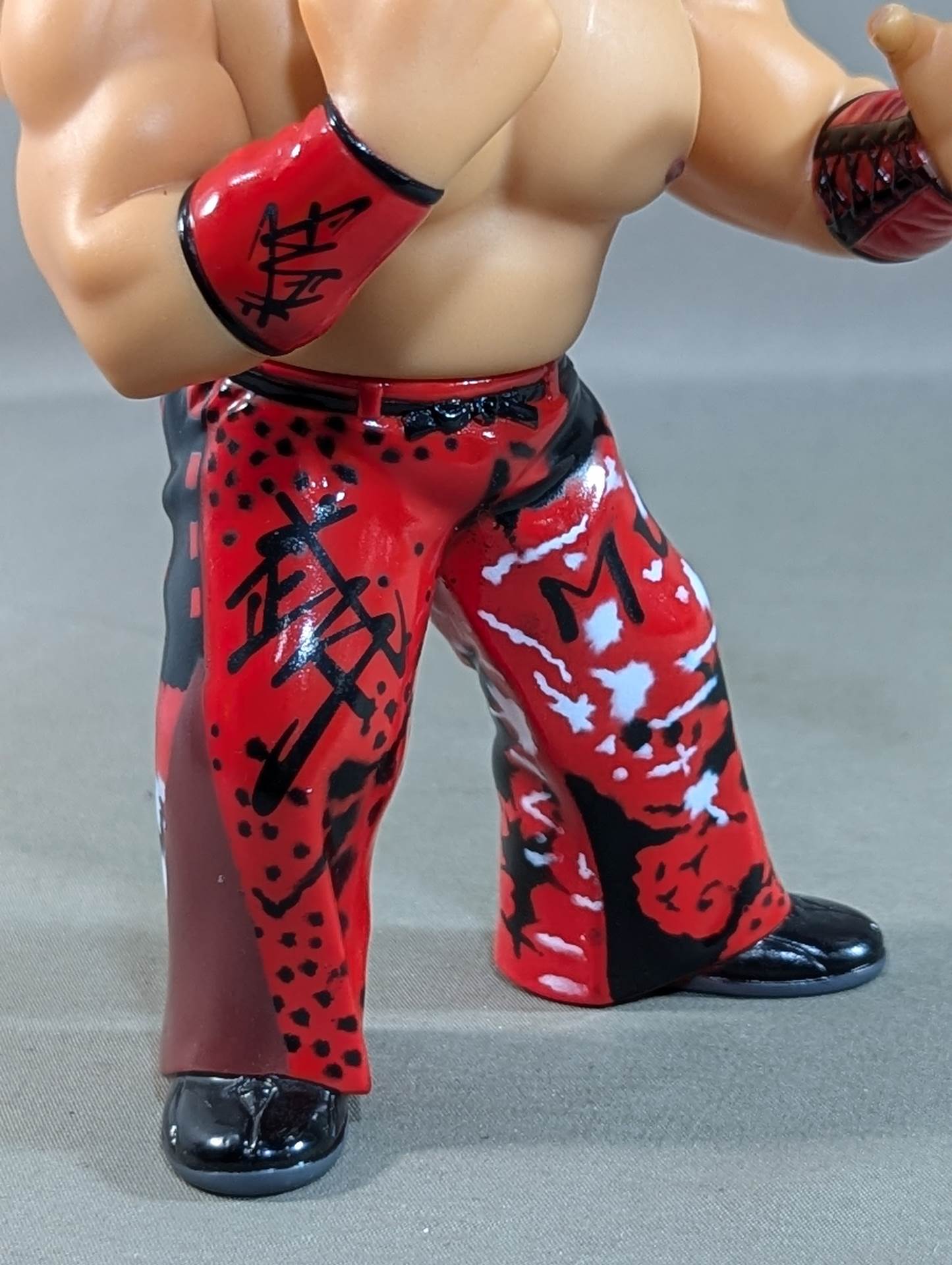 Great Muta (Poisonous Spider, Red)
