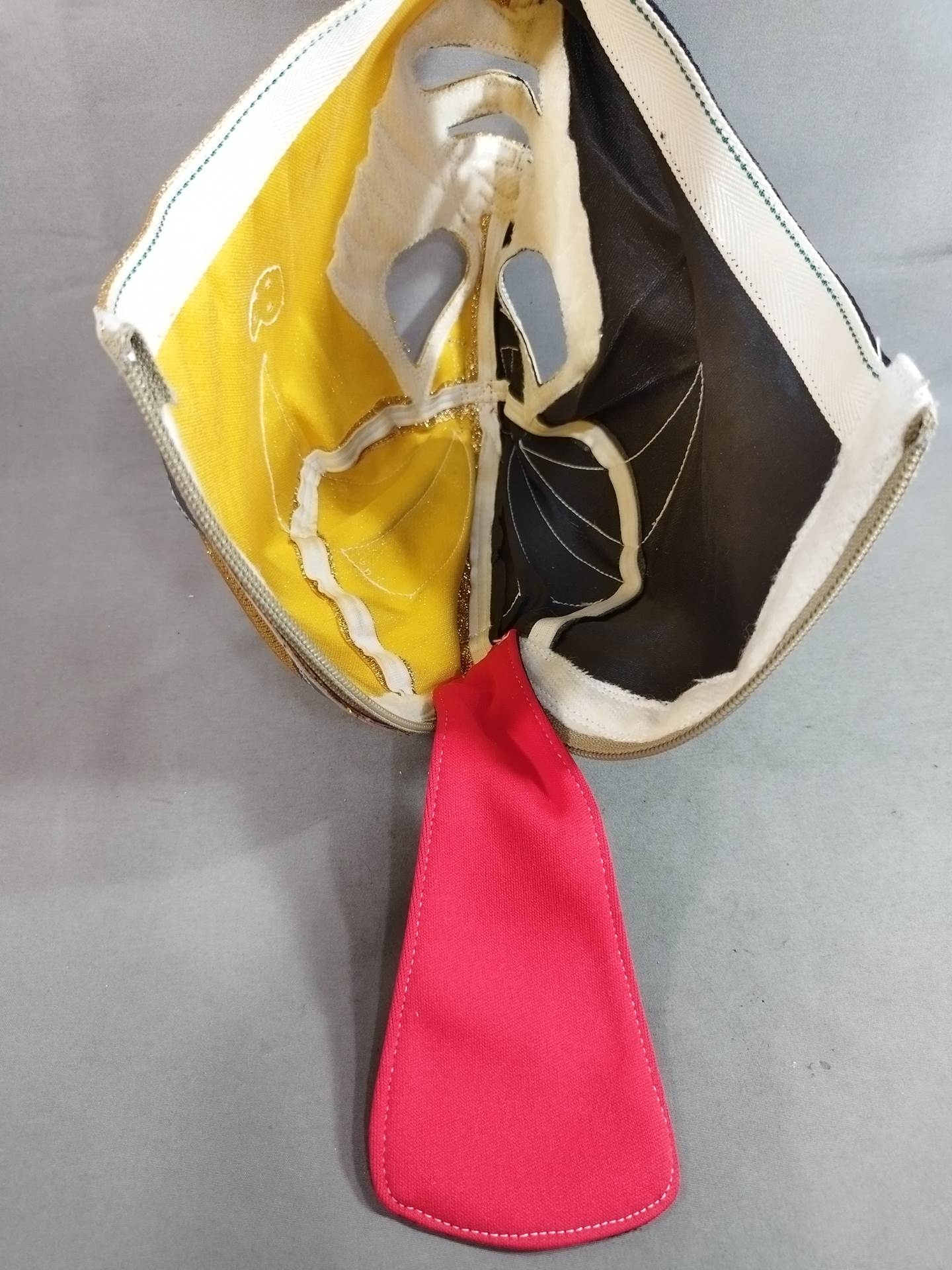 Mil Mascaras