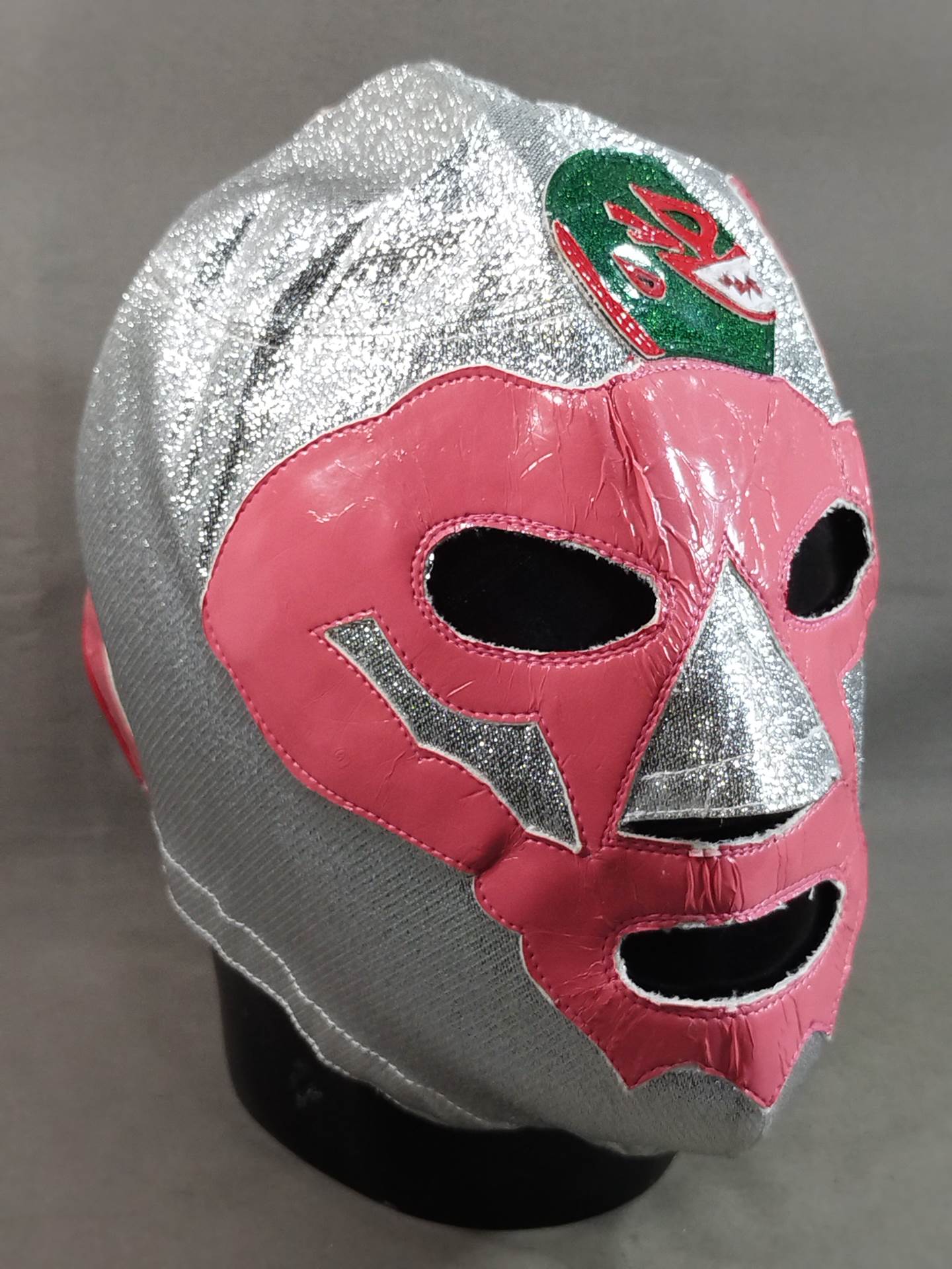 Mil Mascaras
