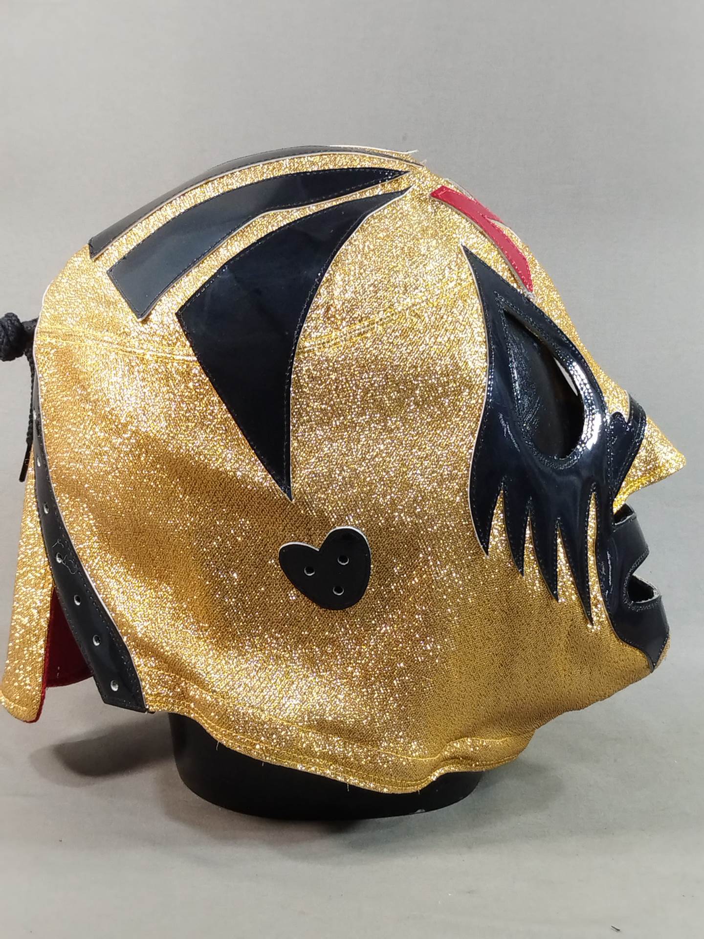 Mil Mascaras