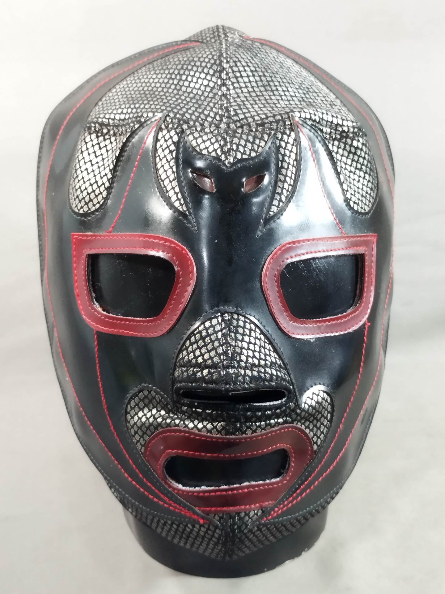 Mil Mascaras
