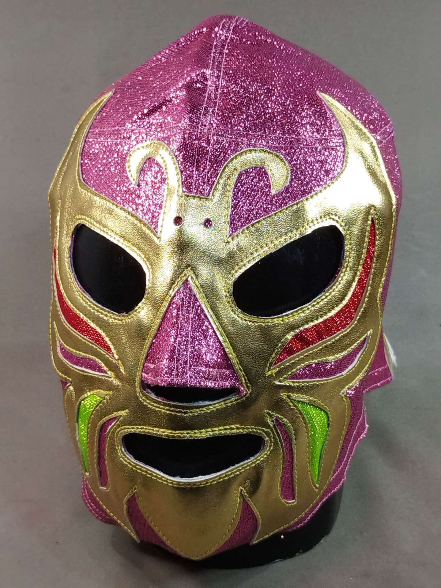 Mil Mascaras