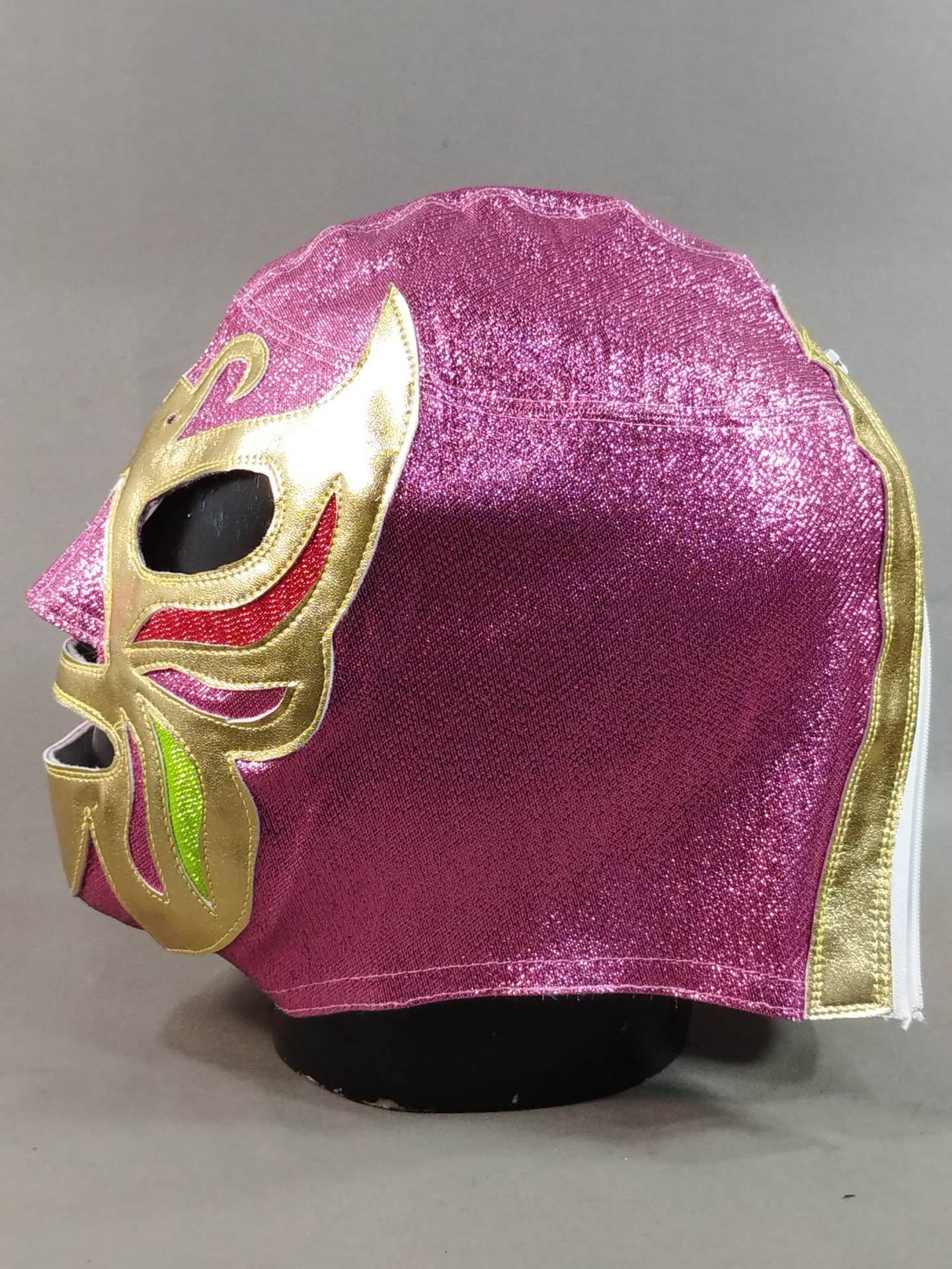 Mil Mascaras