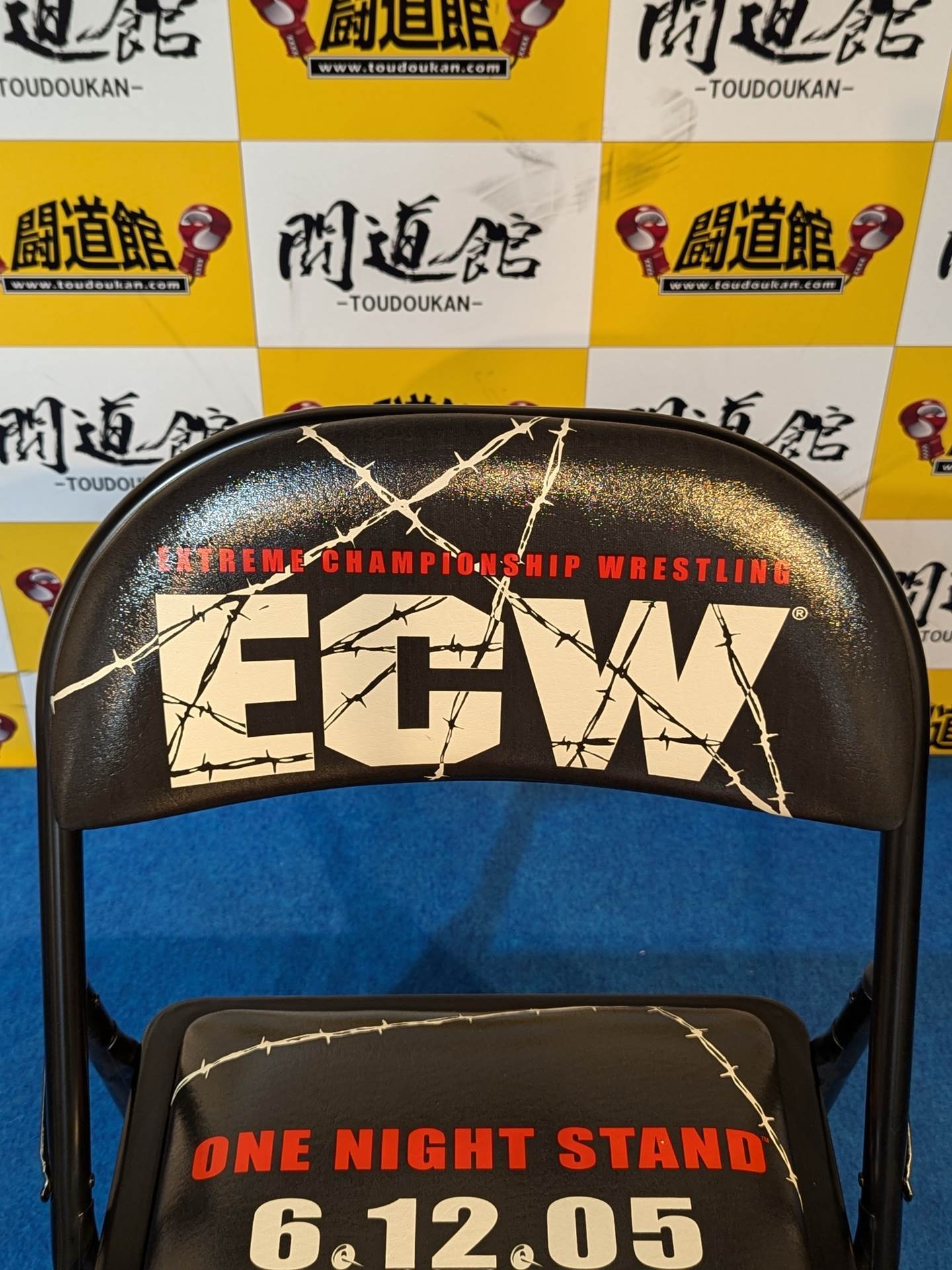 ECW「ONE NIGHT STAND 6.12.05」チェアー