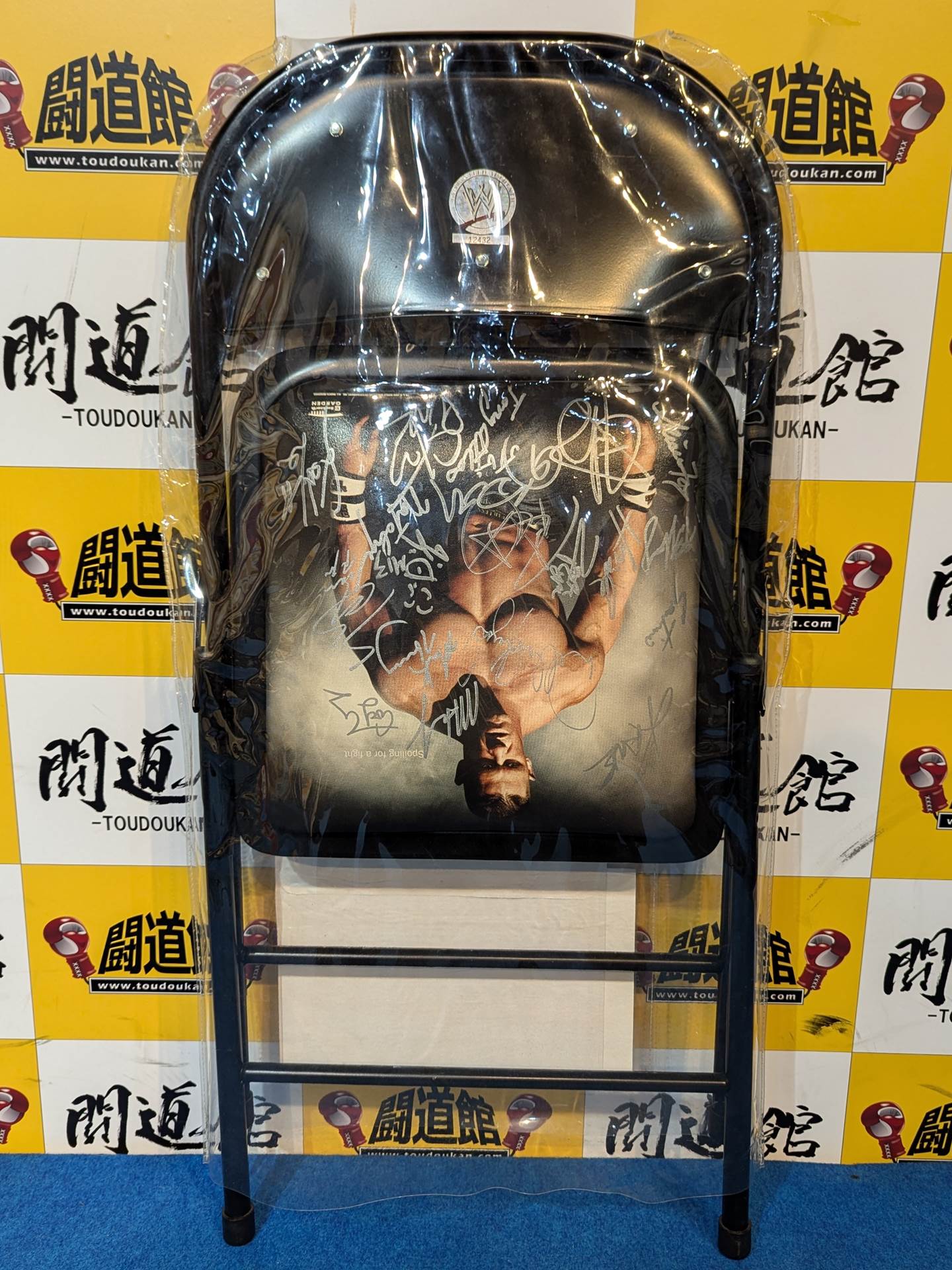 【29名直筆サイン入り】WWE「SURVIVOR SERIES 2008」チェアー