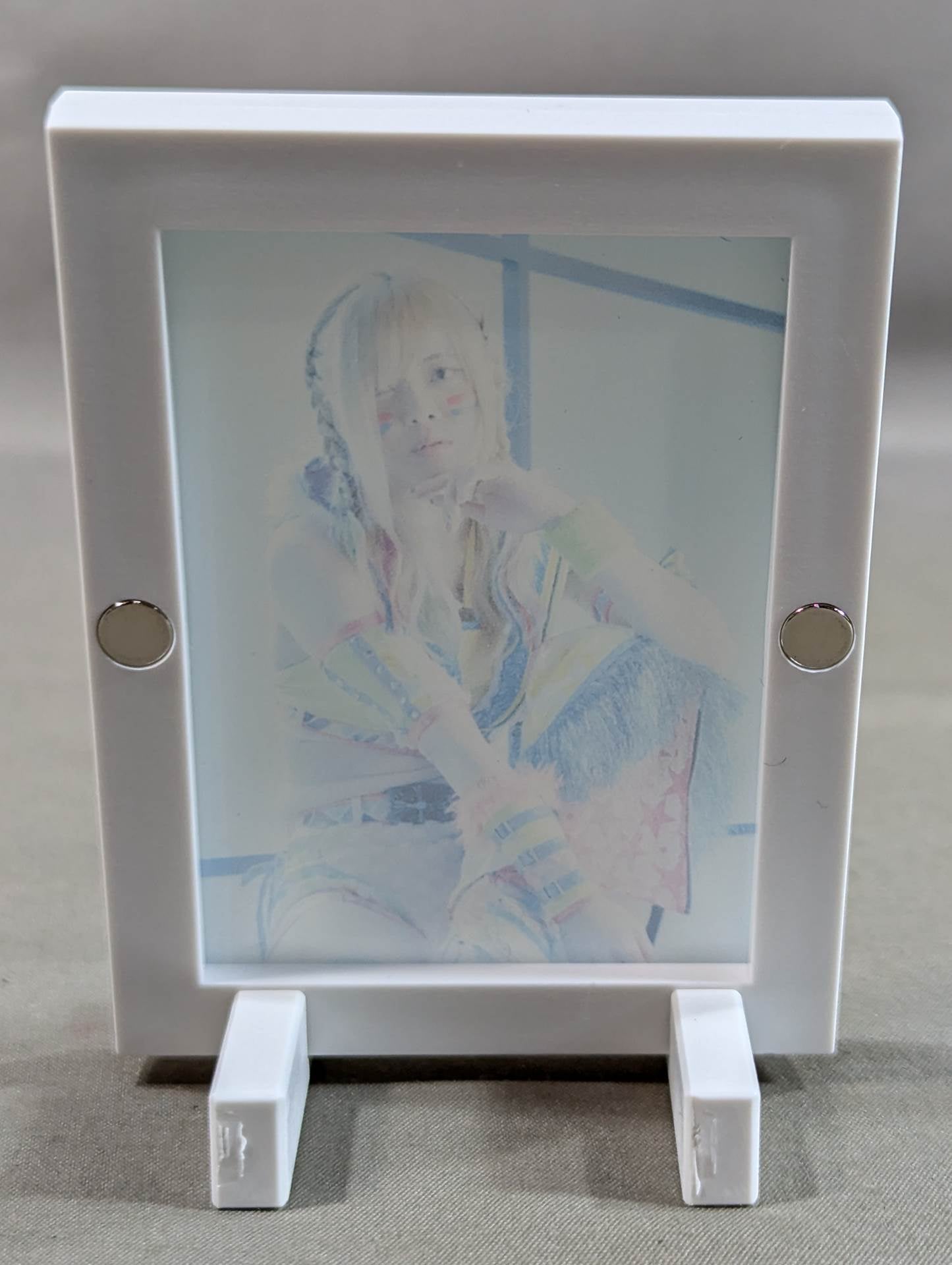 Mayu Iwatani Pro-Photo Frame Magnet