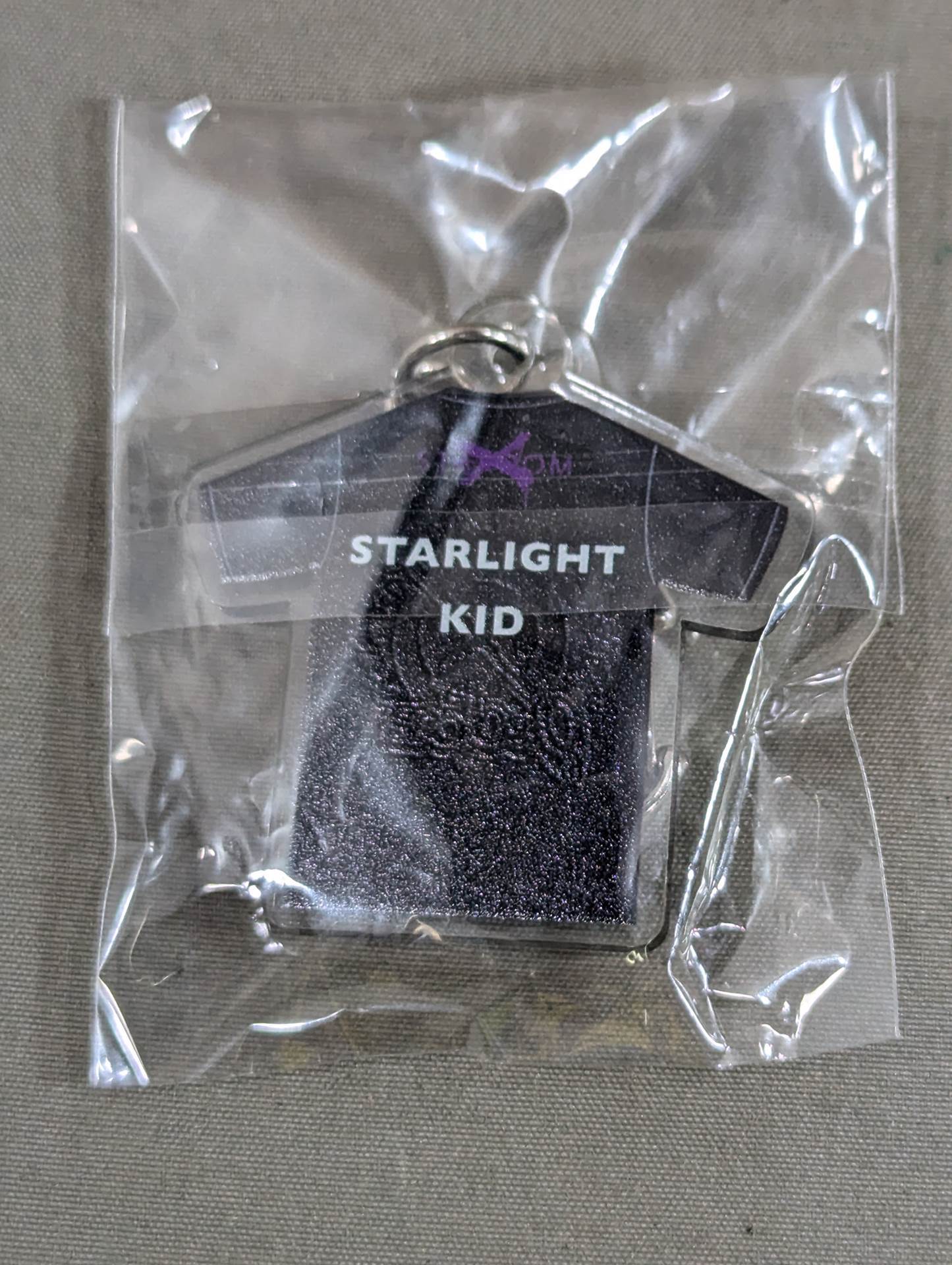★STARDOM×TOWER RECORDS★ STARLIGHT KID T-Shirt Acrylic Keychain