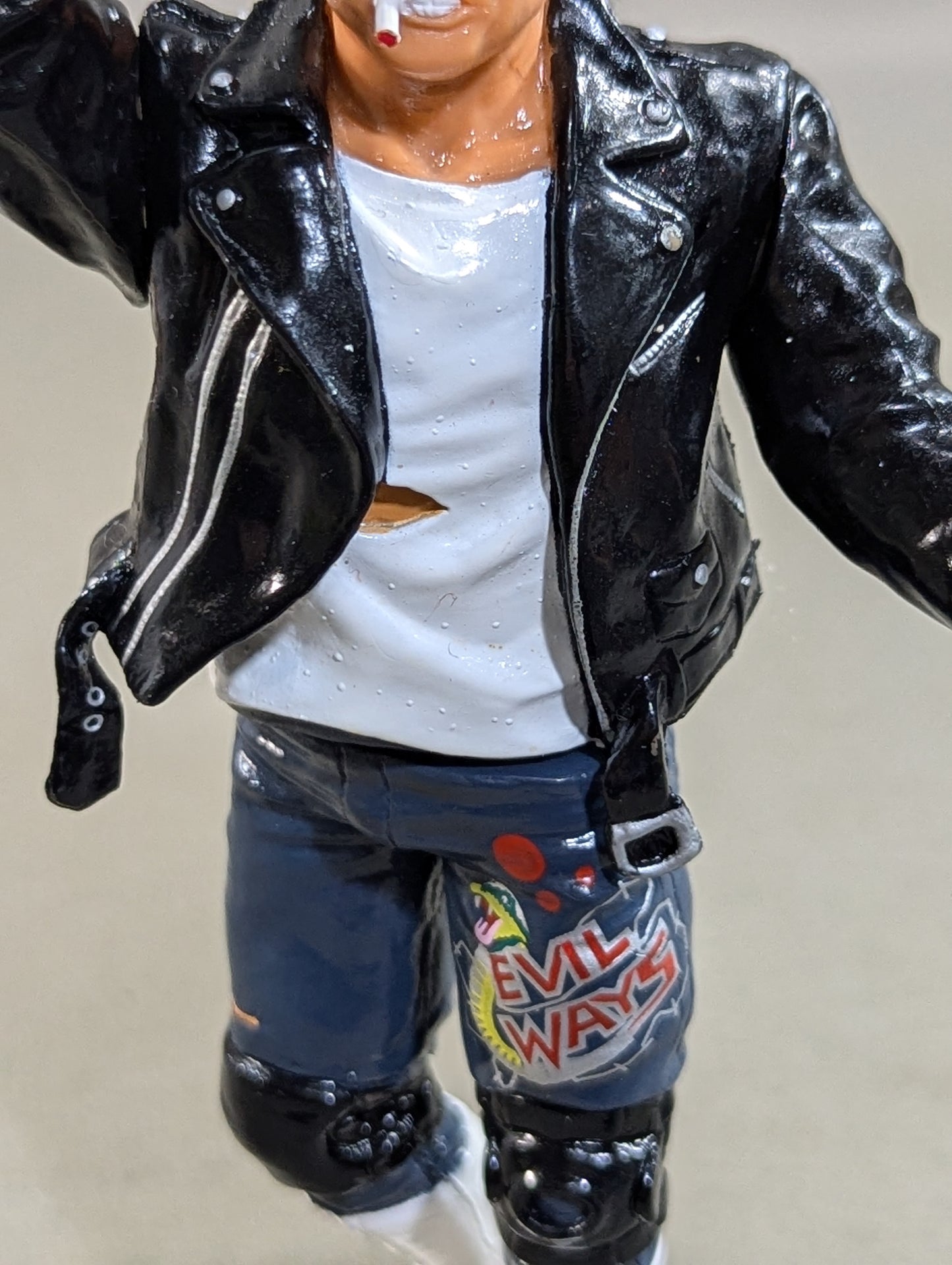 Atsushi Onita (white shirt, leather jacket)