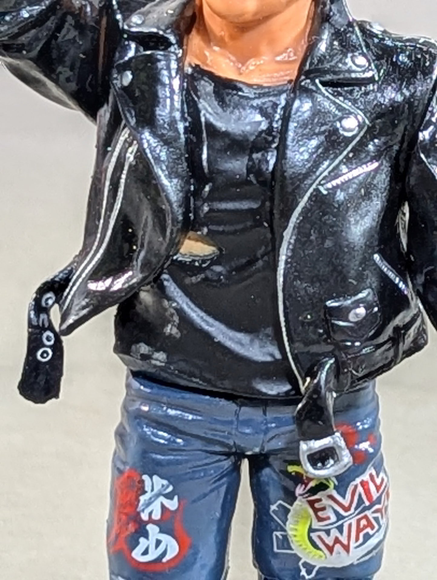 Atsushi Onita (black shirt, leather jacket)