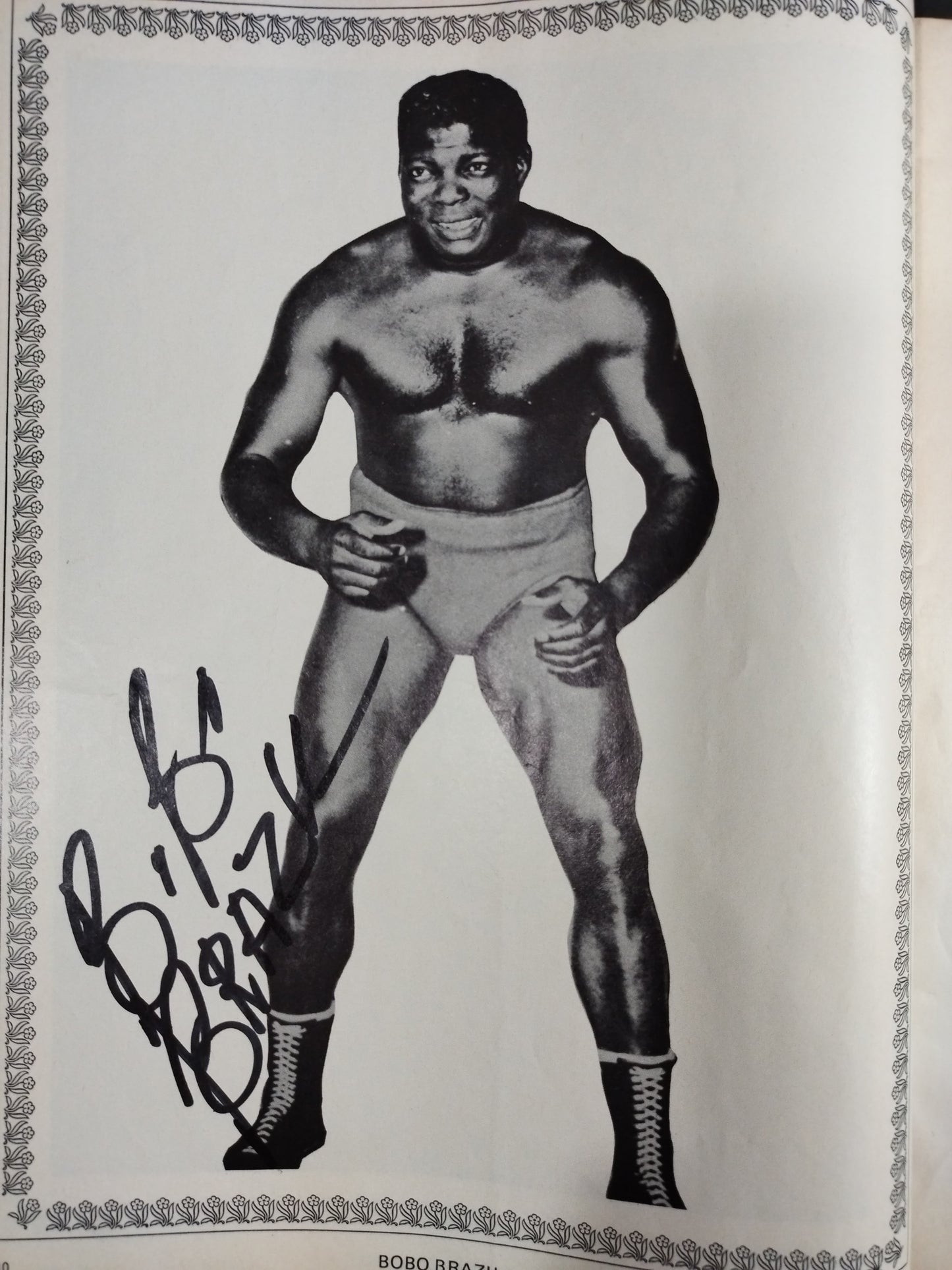 【7選手直筆サイン入り!!】Wrestling REVUE ALBUM 1968