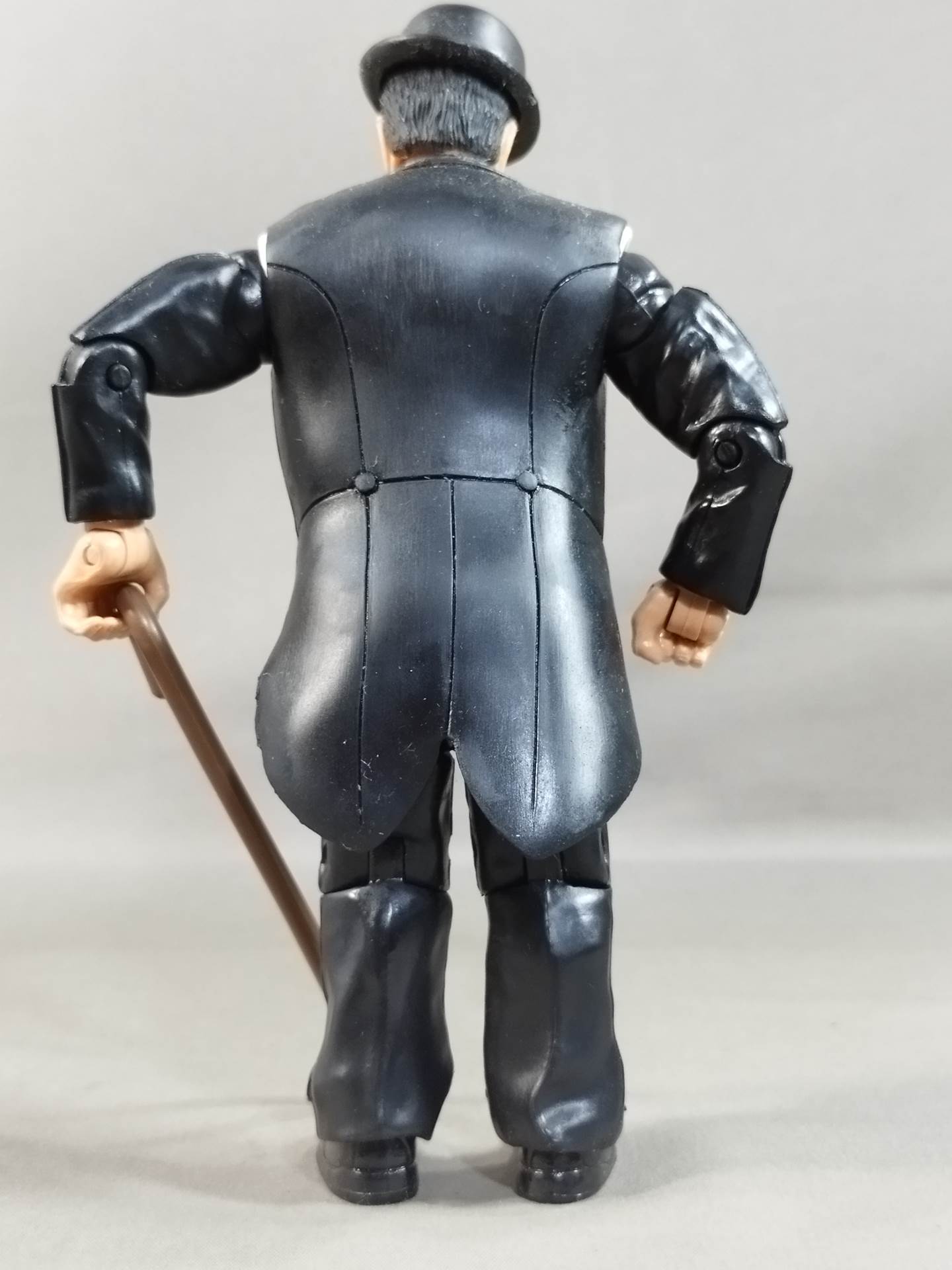 ミスター・フジ(黒スーツ)
