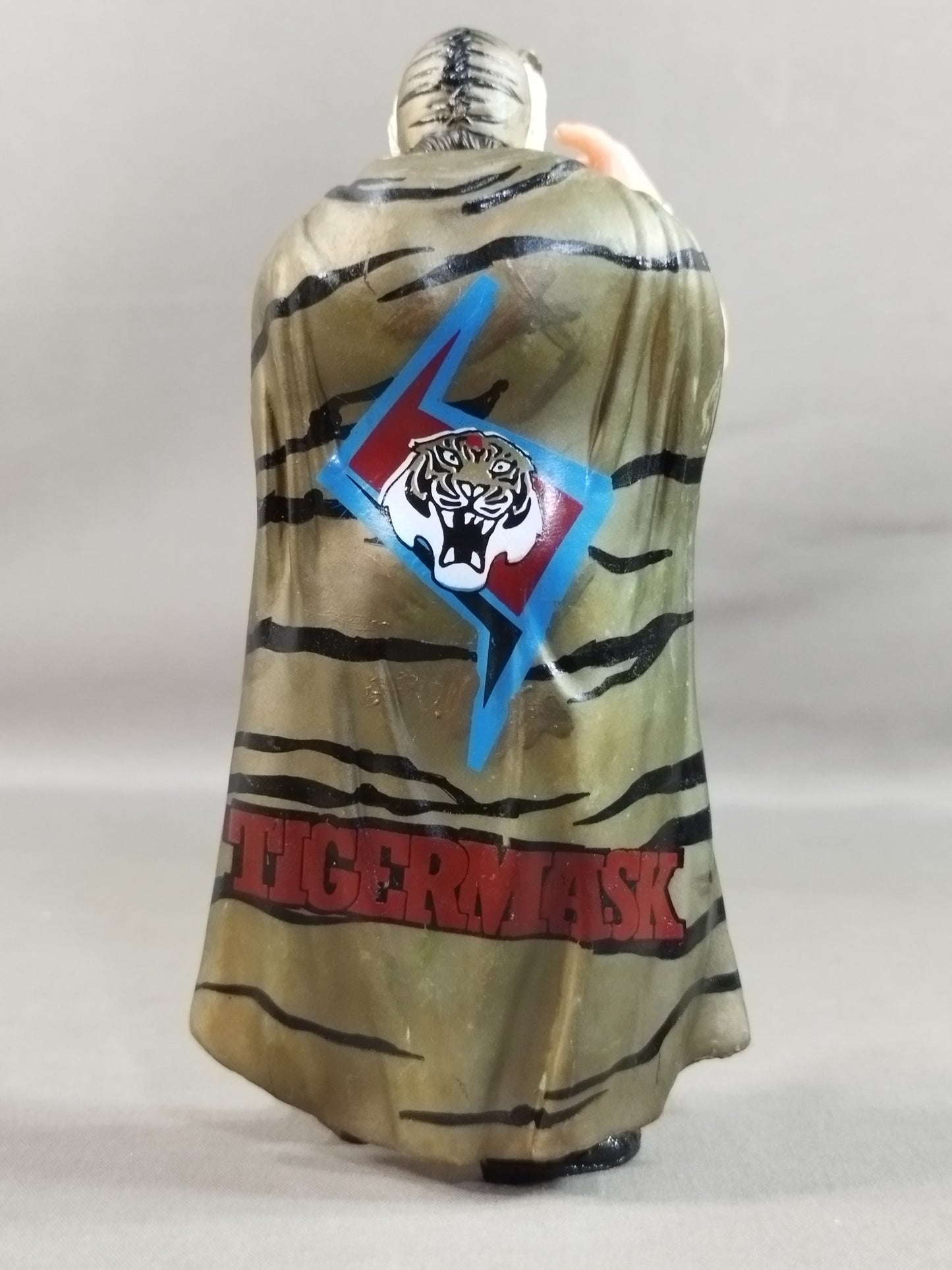 The first Tiger Mask (Legendary Type Cloak)
