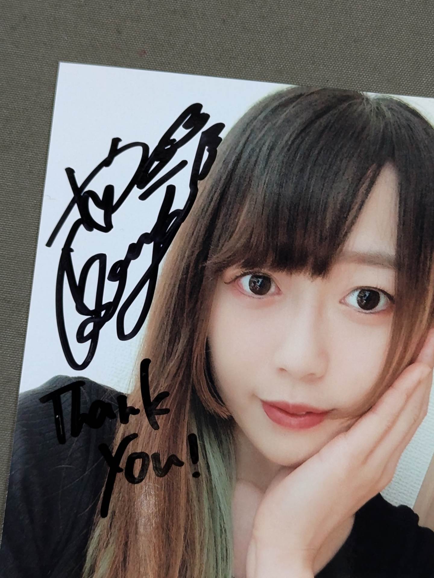 Saya Kamitani hand signed autograph photo (A-7)