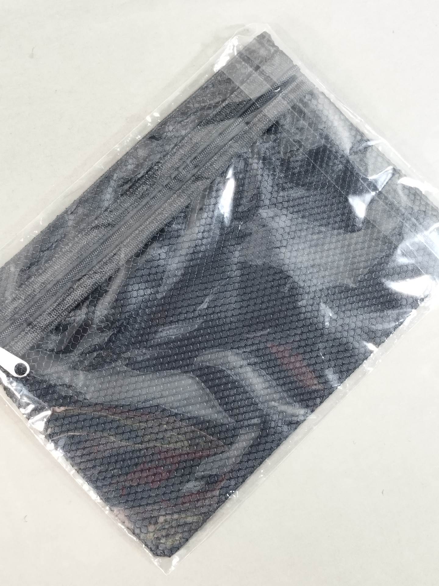 Drake Morimatsu "DANGEROUS WORLD vol.6" mini bag