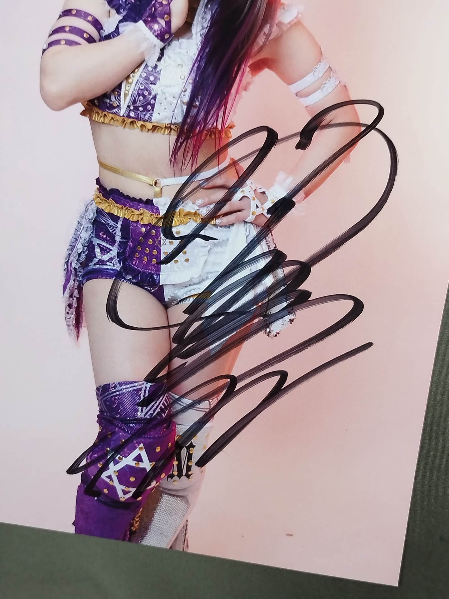 中野たむ 直筆サイン入り スターダムポートレート(A-5)
