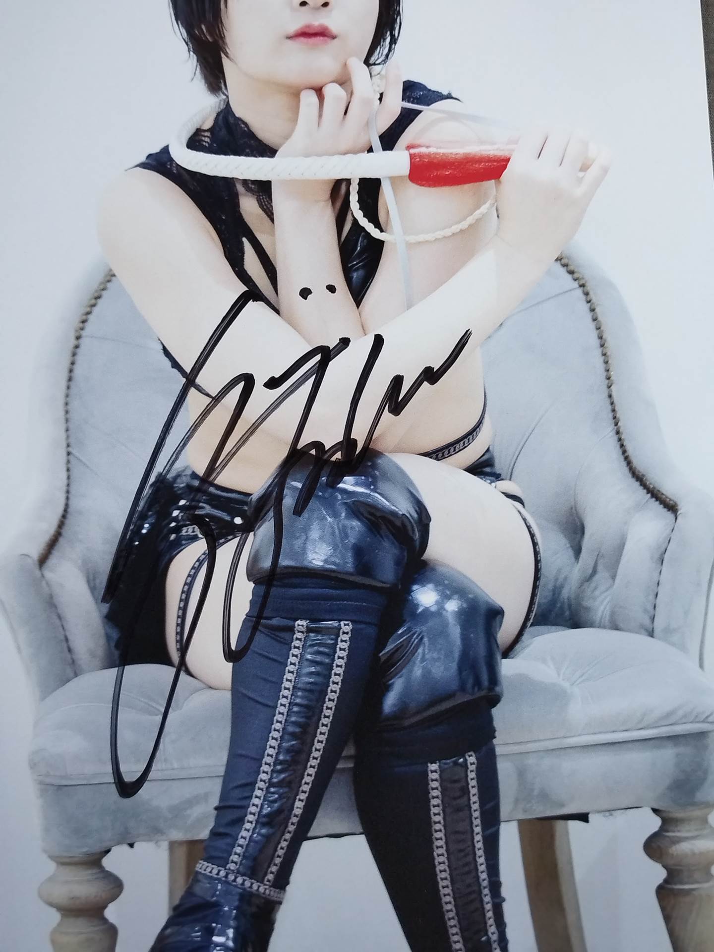 Saori Anou hand signed autograph Pro-Photo (A-4)