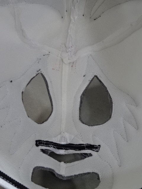 Mil Mascaras