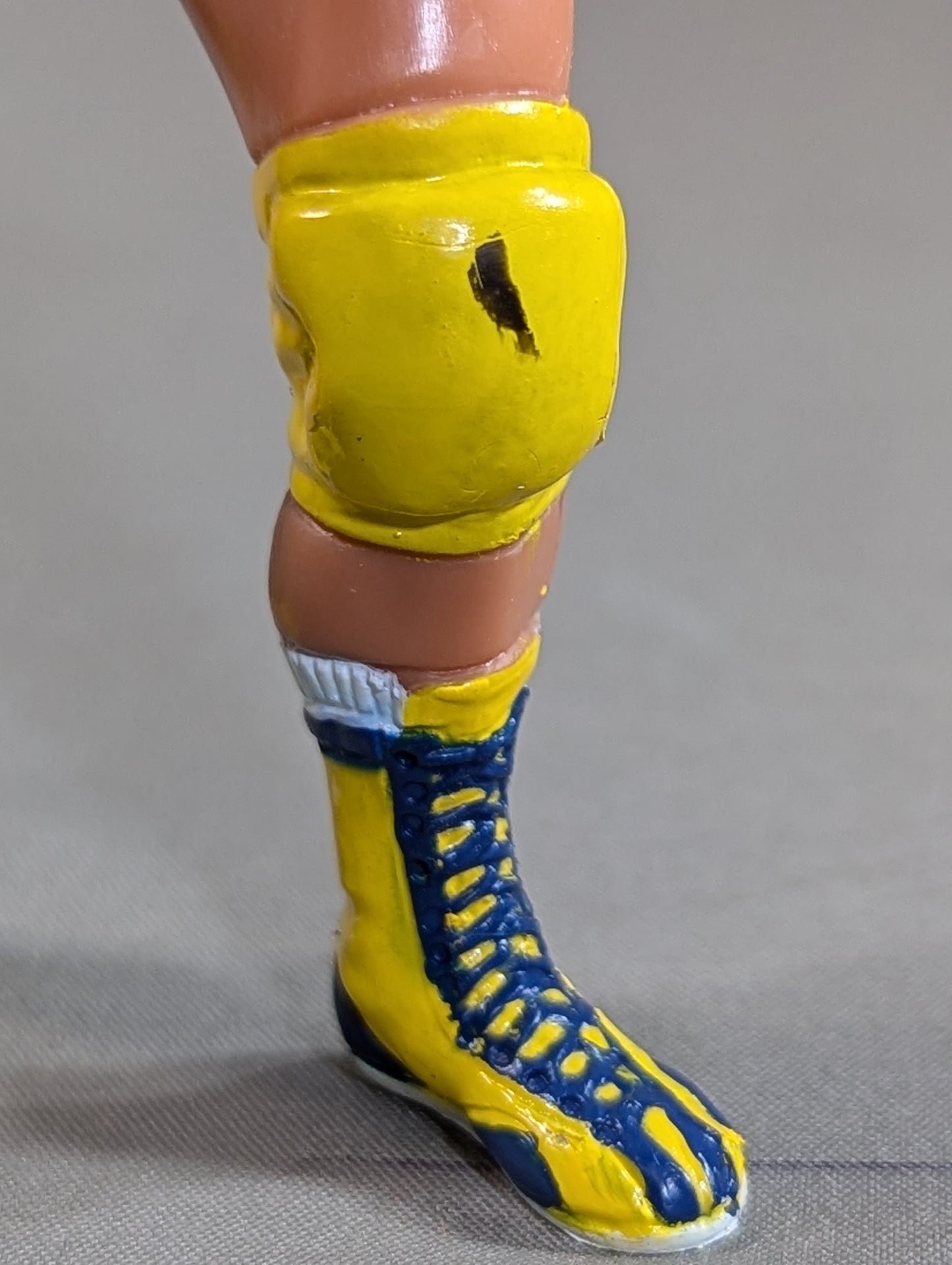 Hiroschi Hase (yellow pants)