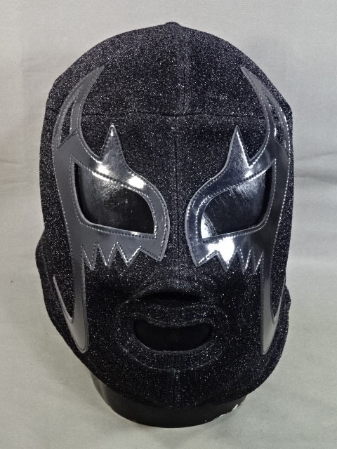 ウニベルソ・ドスミル