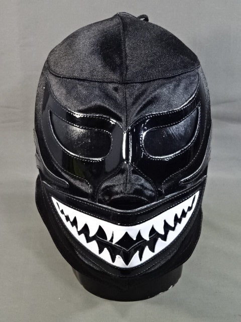Mil Mascaras