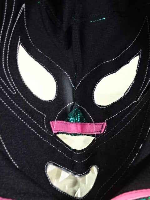 Mil Mascaras