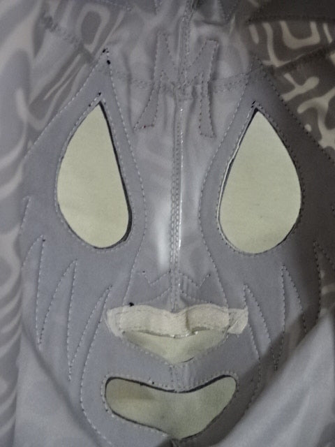 Mil Mascaras