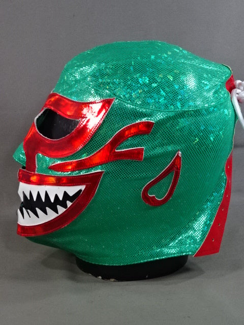 Mil Mascaras