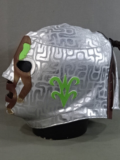 Mil Mascaras