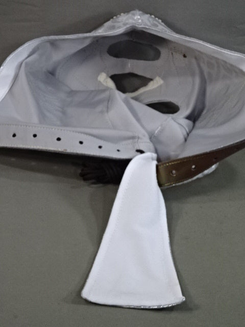 Mil Mascaras