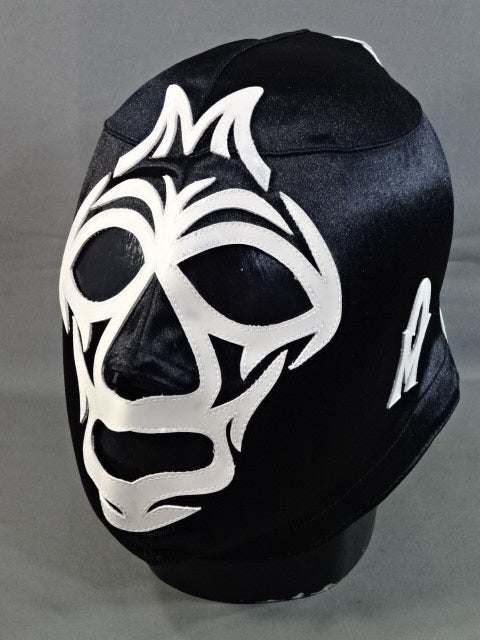 Mil Mascaras
