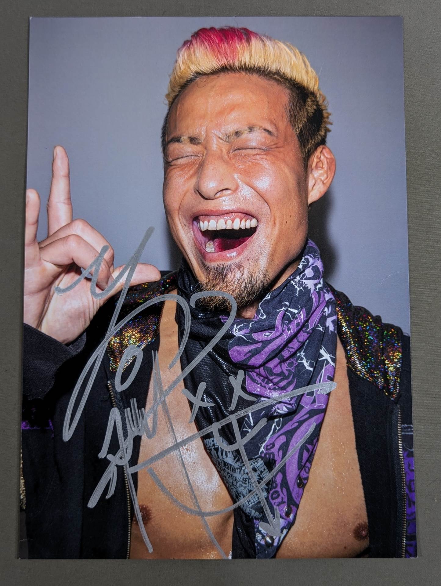 YO-HEY hand signed autograph Pro-Photo (A-4)