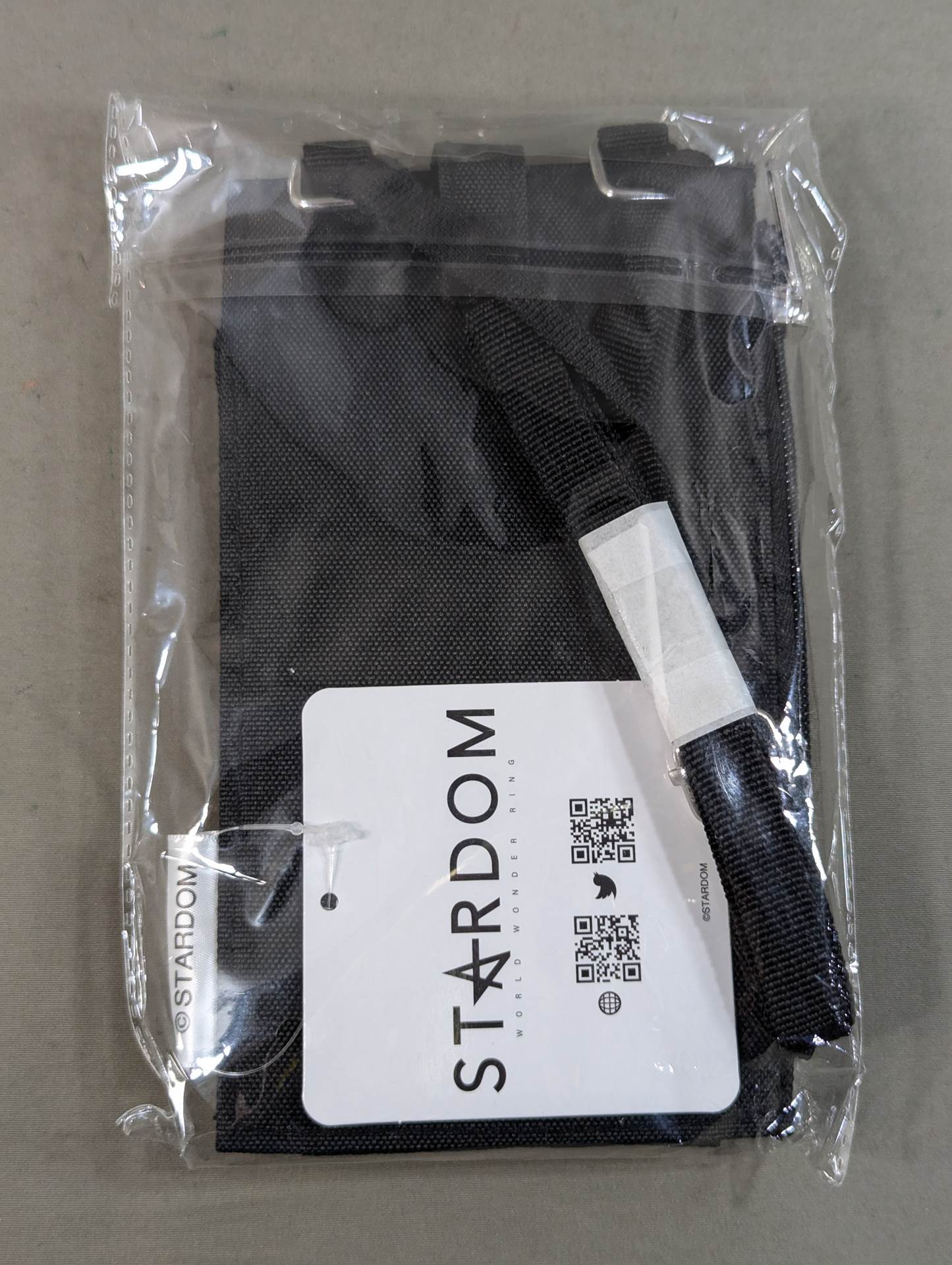 Utami Hayashishita Phone Case