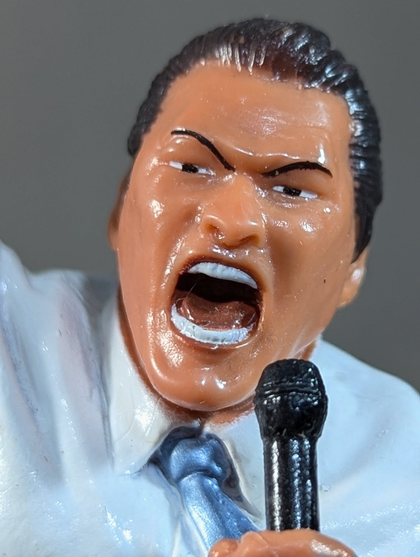 Antonio Inoki ("Dahhhhhhhhhhhhhhhhhhh