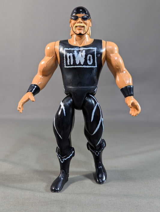 Hollywood Hulk Hogan  (nWo shirt)