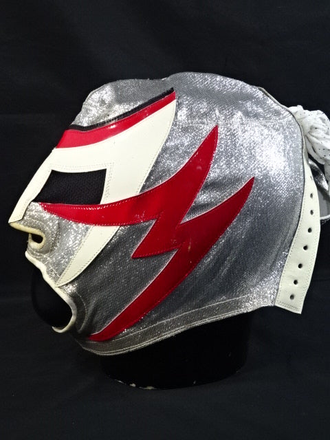 Mascara Majika (Eddie Guerrero )