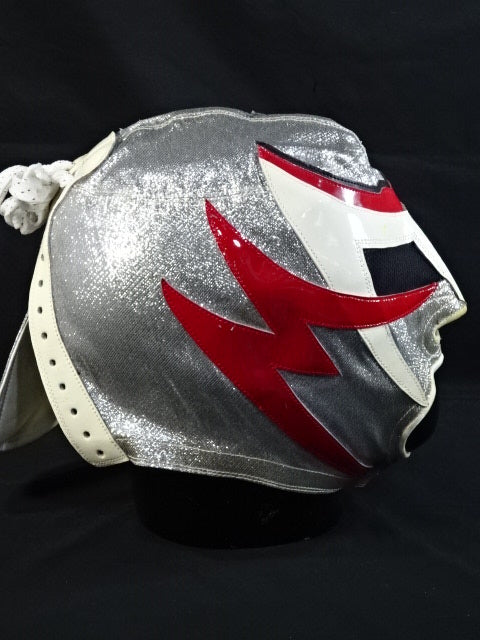 Mascara Majika (Eddie Guerrero )