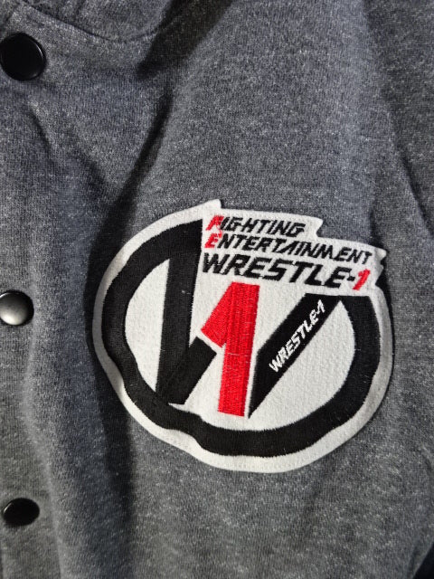 WRESTLE-1 ボタンパーカー①(グレー)