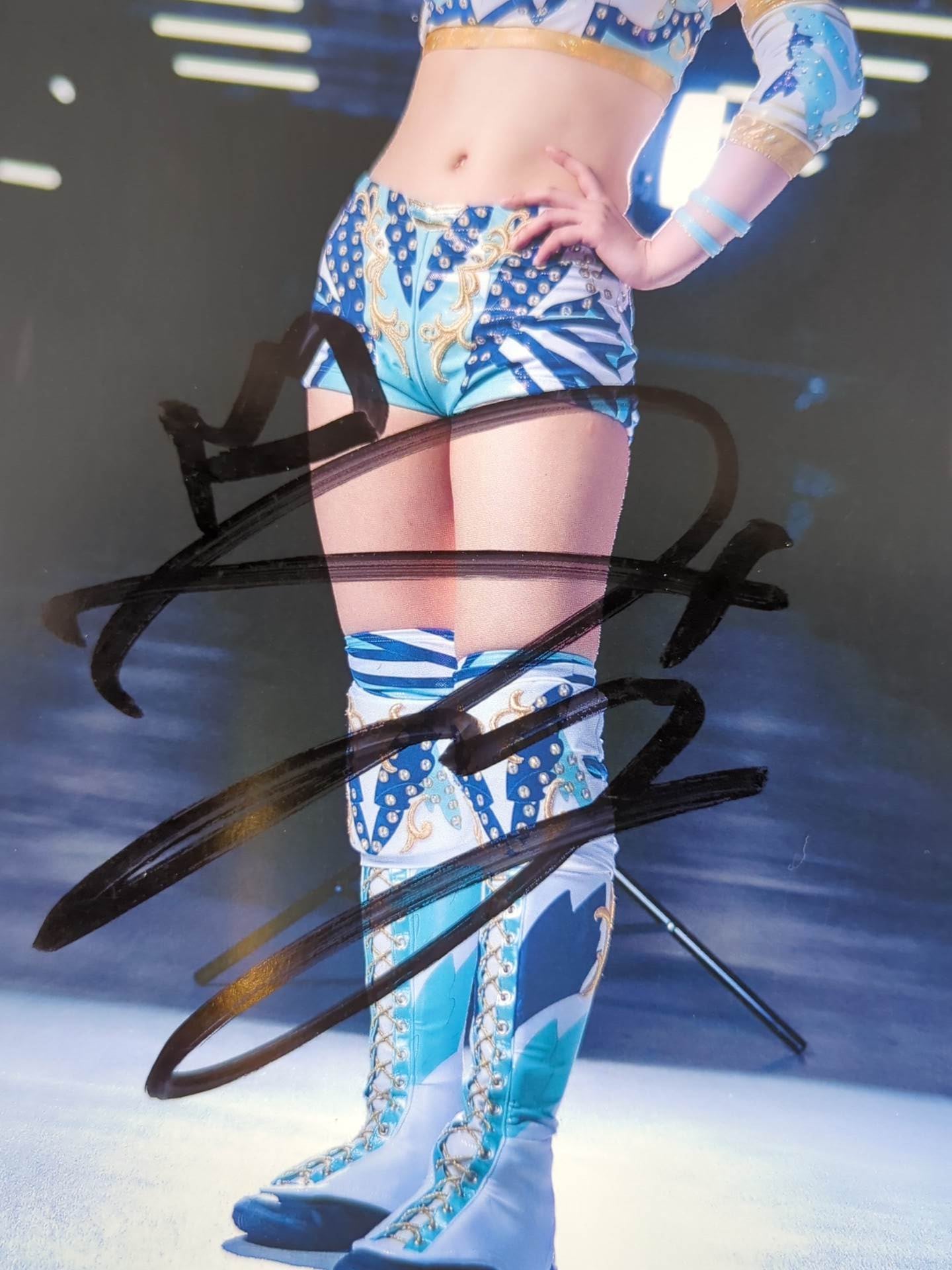 Miyu Amasaki  hand signed autograph  Starda Pro-Photo (H-9)