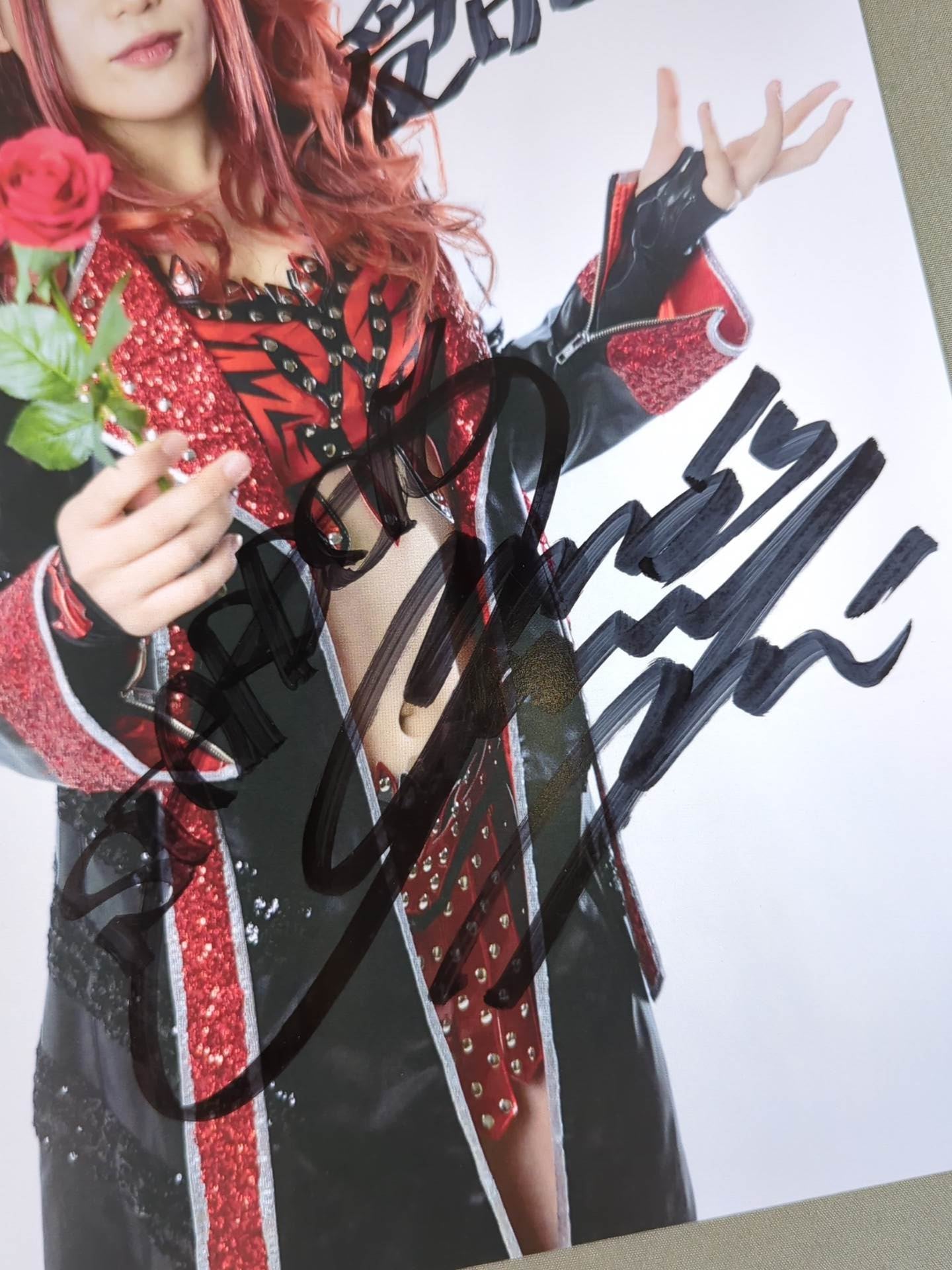 Utami Hayashishita  hand signed autograph  Starda Pro-Photo (S-8)