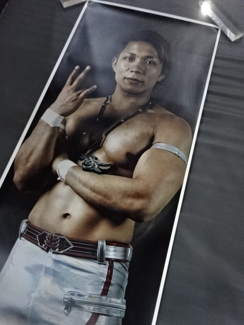 YOH 等身大フィルムポスター