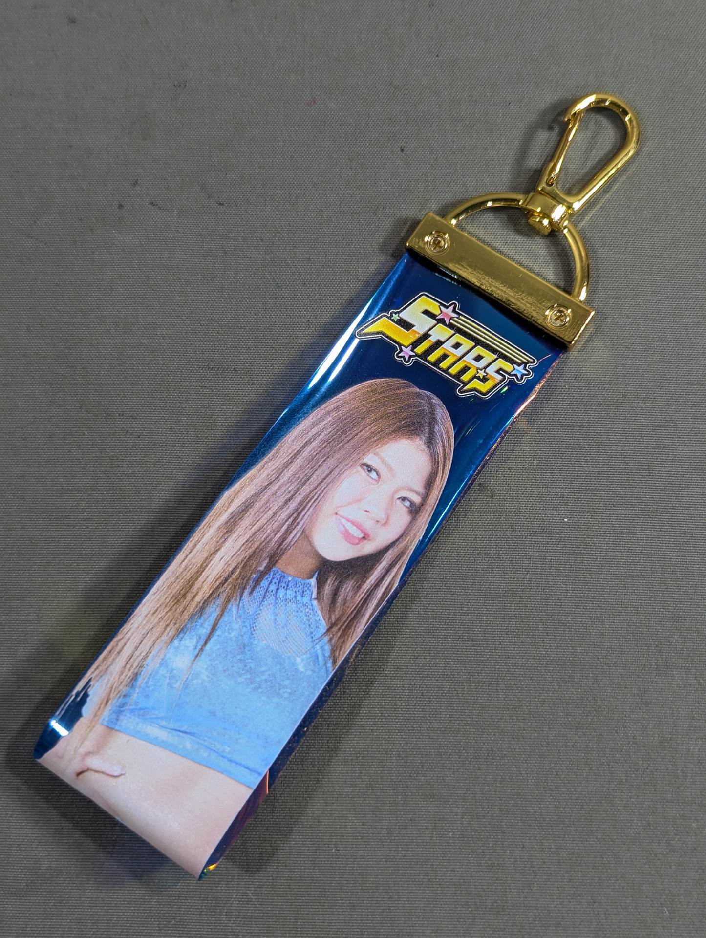 Hazuki Random Aurora Keychain