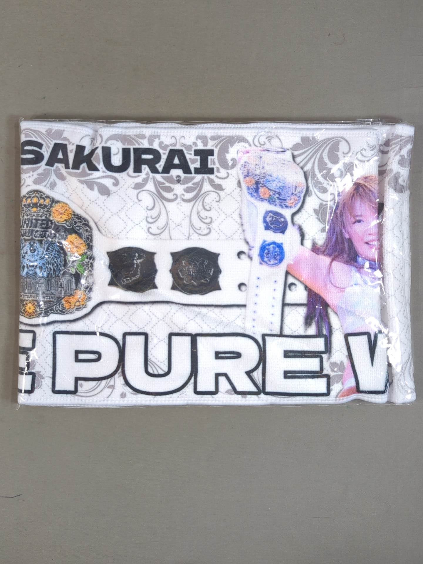 ★ ★ not sold in stores Mai Sakurai Marigold "THE PURE WHITE BELT" muffler towel