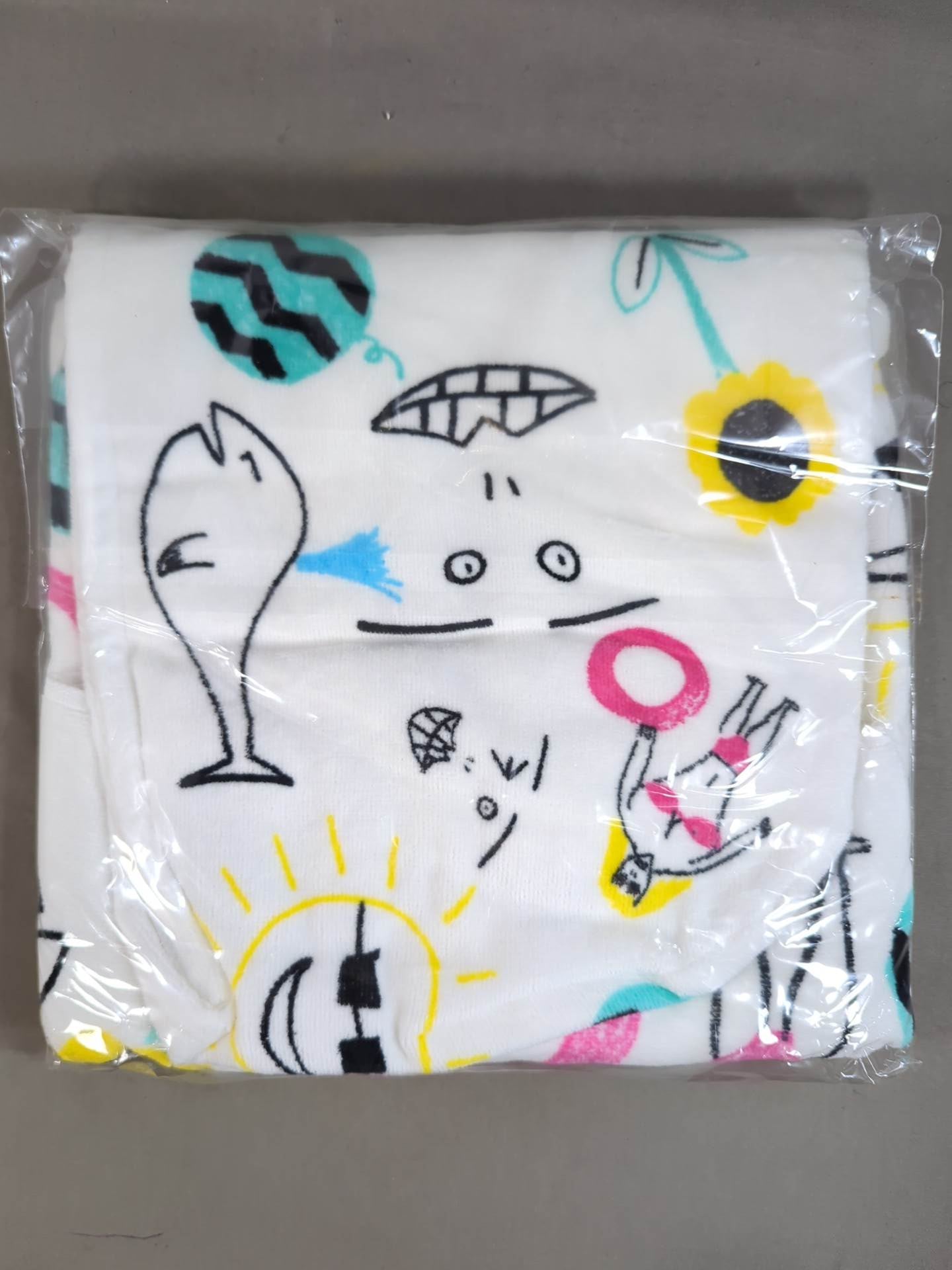 Hiromu Takahashi hoodie towel